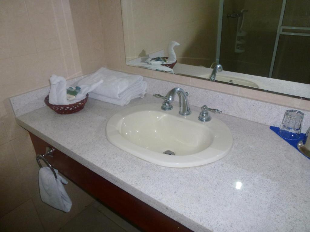 Hotel Amador Ocean View à Panama  Extérieur photo